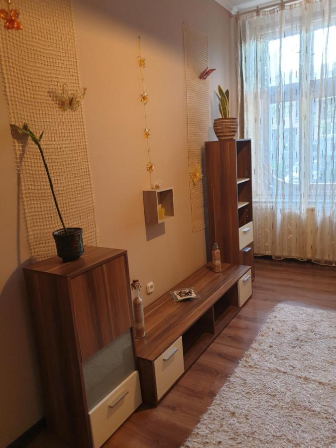 Izisz 德布勒森 外观 照片